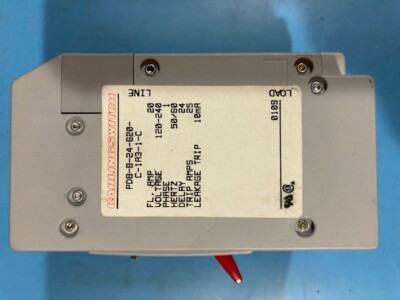 Interruttore Carling Smartguard 20 Amp PDB-B-24-620-E-2AB-1-C Con Scatto 30 MA (Nuovo Vecchio Stock)