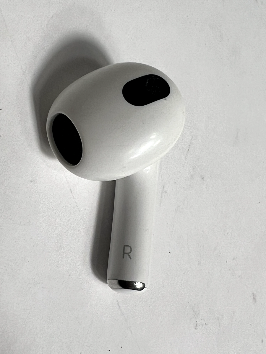 Genuine Apple AirPods 3rd Generation RIGHT SIDE ONLY - Replacement