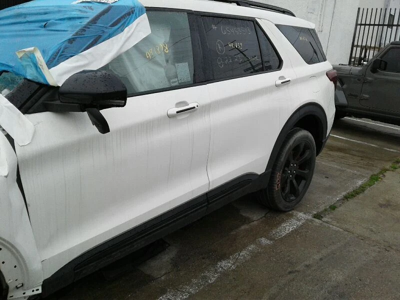 Crossmember/K-Frame Rear Without Air Suspension Fits 20 AVIATOR 116872 Foto 3 de 4