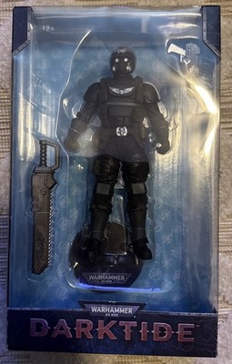 McFarland Warhammer 40,000 Darktide Veteran Guardsman (7'') 
