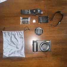 Compact Digital Camera 16x Zoom Auto Focus Black w/Battery Charger Strap Pouch