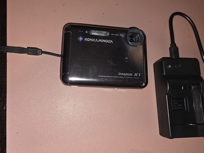 Konica Minolta Dimage X-1 Digital Camera - W/ Battery, SD Card and Charger-C1A