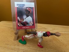 1988 Starting Lineup Baseball  Stars - Ozzie Smith w/card