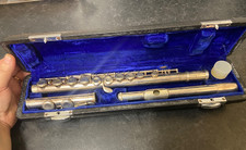 LARK FLUTE M4008 SILVER TONE MUSICAL INSTRUMENT IN HARD CASE USED