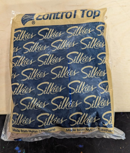Silkies Control Top Hosiery Small Beige Nylon Spandex Tights