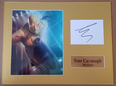 TOM CAVANAGH signiertes 16x12 Foto Display THE FLASH COA