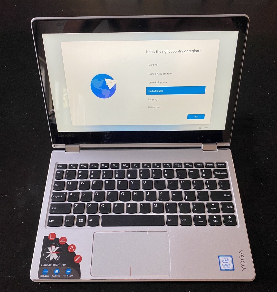 Lenovo Yoga 710-11IKB Flip design - Intel Core i5 7th Gen