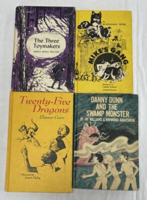 Lot of 4 Vtg Weekly Reader Book HC Mikes Gang, 3 Toymakers, Danny Dunn, 25 Drago