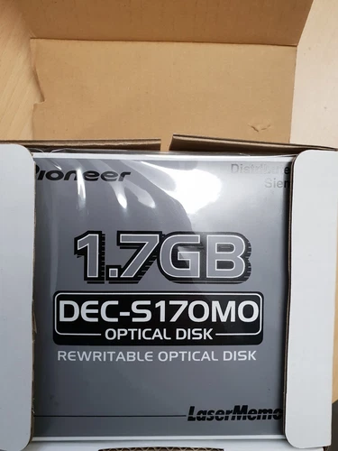 Pioneer DEC17GMO Optical Disk. Box of 5 Discs free Fedex or tracked shipping