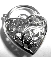Kaedesigns Genuine 9ct 9kt 19mm White Gold Filigree Heart Pendant / Padlock