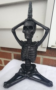 New Yoga Namaste Skeleton Meditating Sitting Statue Halloween. 12" Tall
