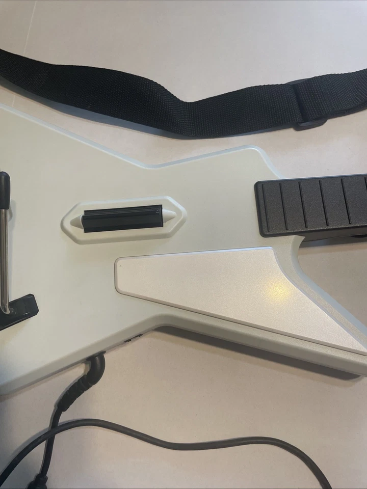 GUITARRA XBOX 360 HERO XPLORER ROJA OCTANCIA 95055 ¡CON CORREA! ¡PROBADO Y FUNCIONANDO! Foto 3 de 4