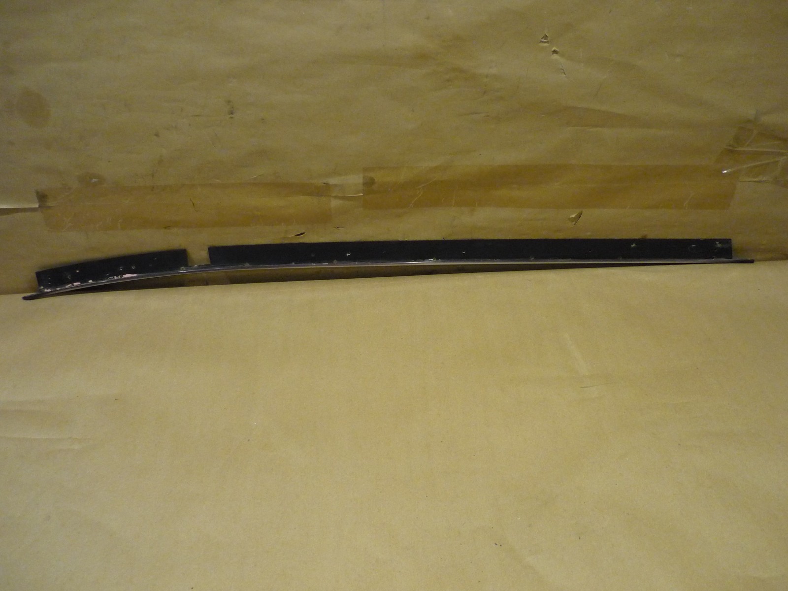 Ferrari  208,308 - RH  Door Moulding GTS  - P/N 60508200