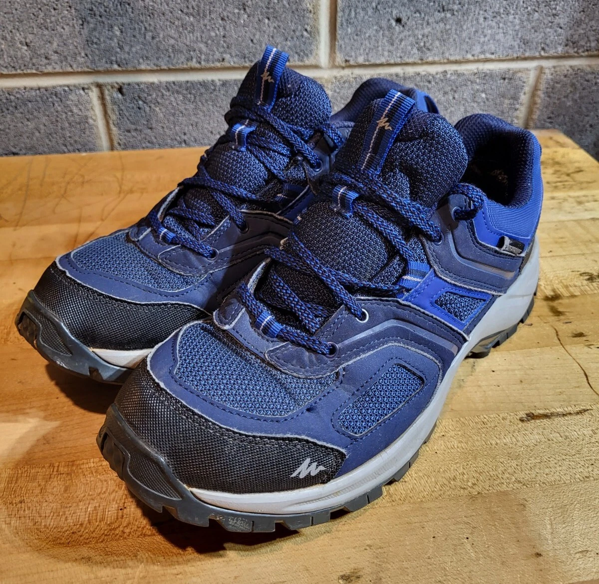 quechua trekking shoes waterproof