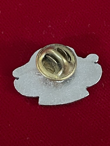 Progress Town Of Yarmouth Novia Scotia Soft Enamel Tie Lapel Pin 1.12" - Picture 2 of 2