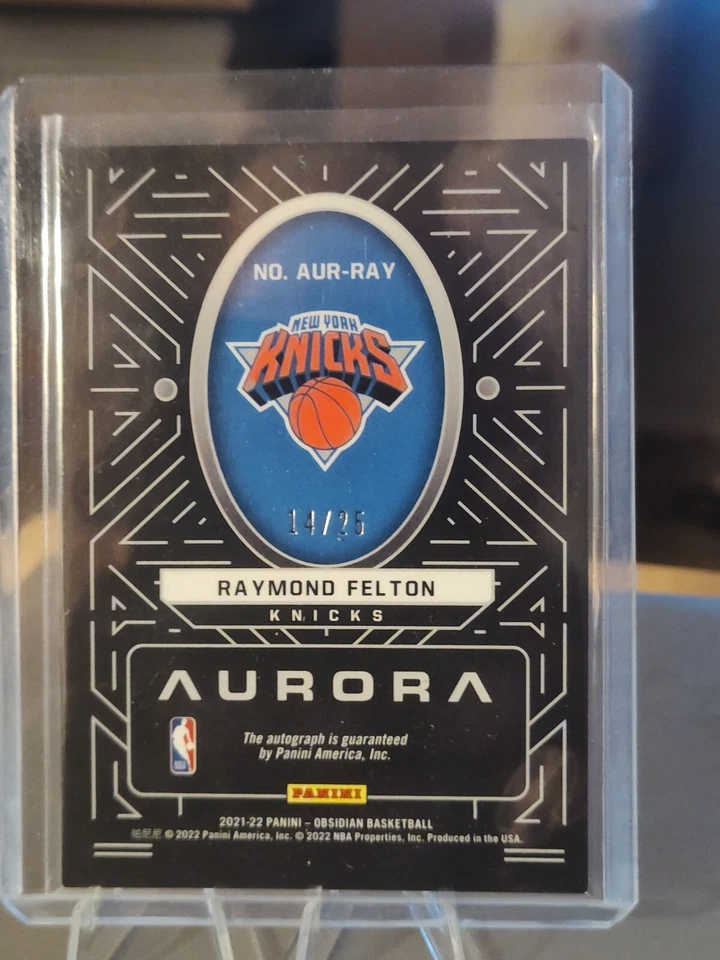 2021-22  Obsidian - Aurora Autographs Electric Etch Green Raymond Felton #14/25 - Image 2 of 3
