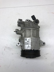 Volkswagen Golf VII 2018 Klimakompressor Pumpe 5Q0816803B Benzin 110kW DRA83885