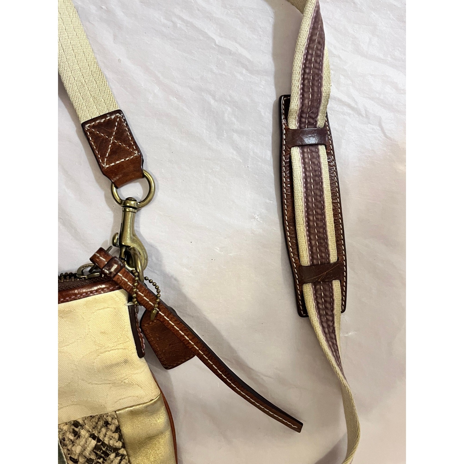 Coach No. B063-10006 Patchwork Style Crossbody Ba… - image 8