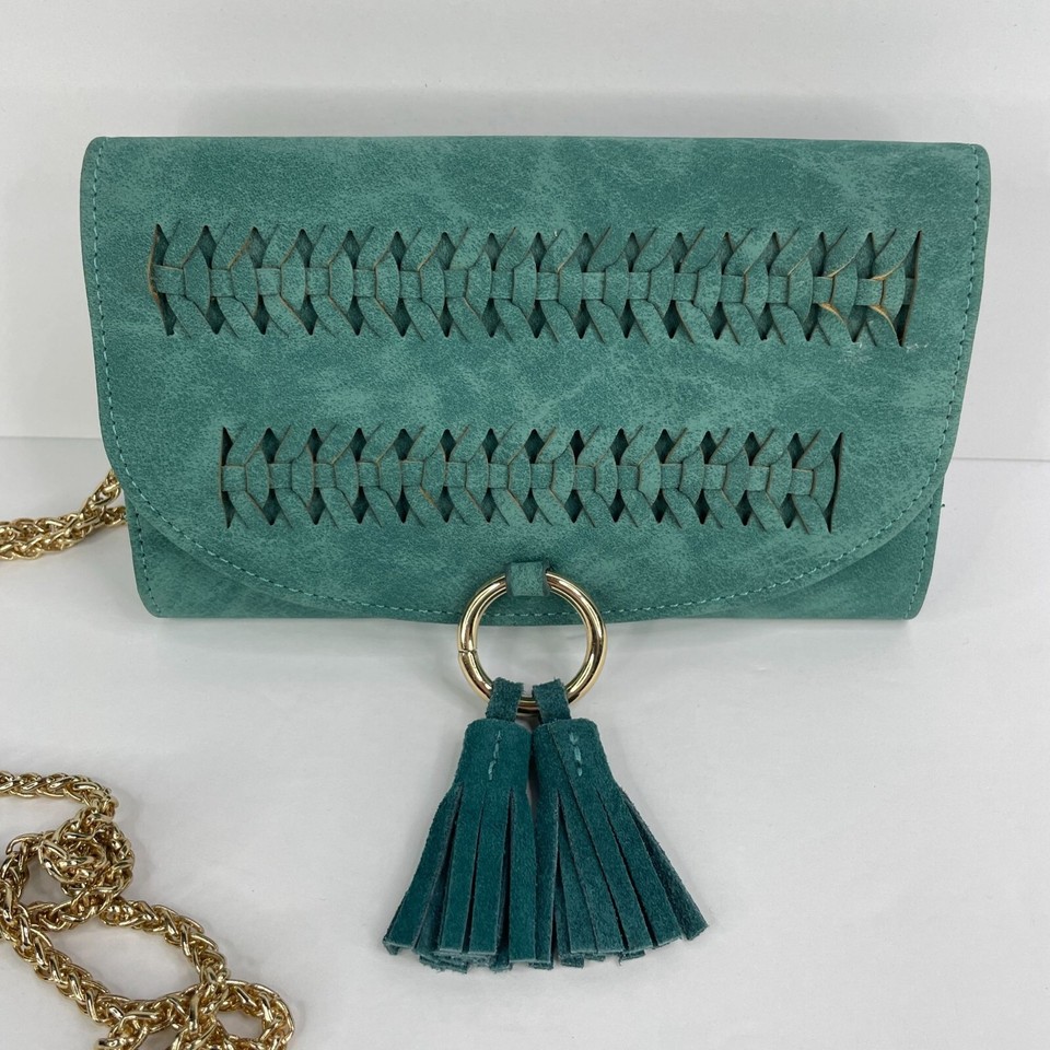 Street Level Green Faux Leather Purse Clutch Removable Gold Chain