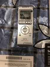 Brand New Sony Digital Voice Recorder ICDUX200 535 Max Hours Recording Time 2GB