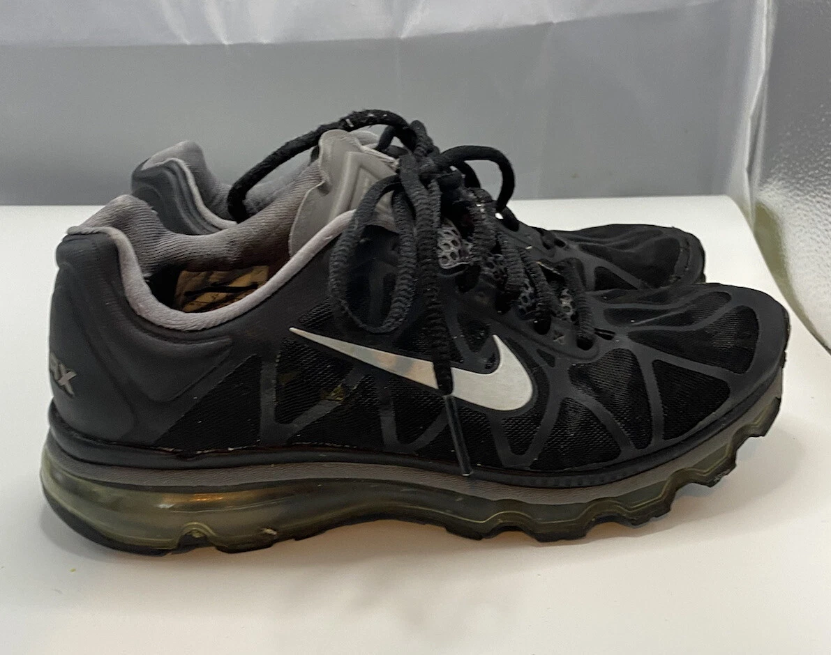 Nike Air Max Men s 2010 Black Gray Athletic Shoes Sneakers Size 8