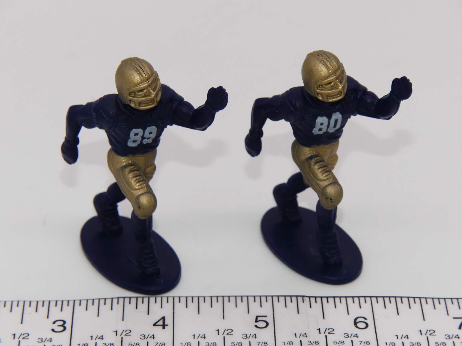 Kaskey Kids Football Guys Action Figures - Blue/Black vs Blue/White Inspire a Love of Football and Creative Play in Kids 3+ (30 pieces
