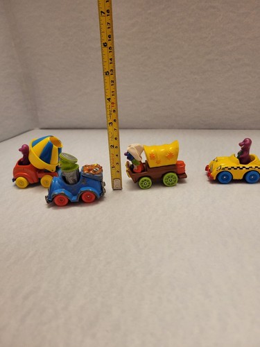 Vintage Set Of 4 Diecast Toy Cars 1987 & 1993 Sesame Street Muppets Barney - Picture 14 of 15
