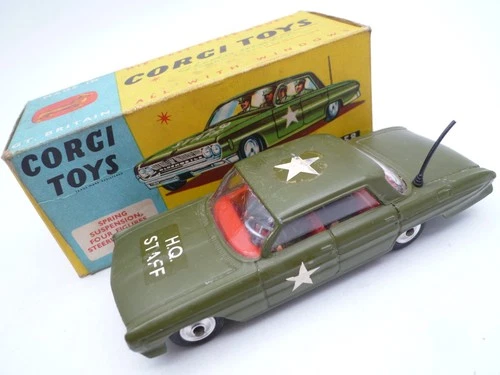 VINTAGE CORGI TOYS 358 OLDSMOBILE SUPER 88 US ARMY STAFF CAR & ORIGINAL BOX 1964