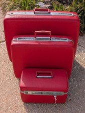 Vintage 3-piece Red Samsonite Contoura Luggag...