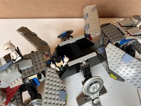 LEGO Star Wars: AT-TE (4482) Complete with Instructions and Mini Figures No Box