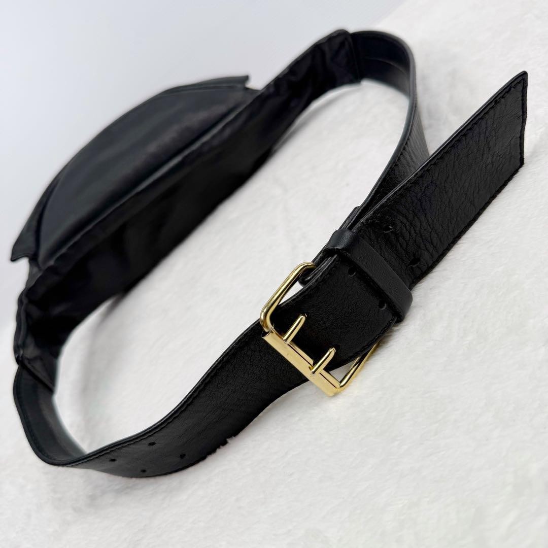 Versace Medusa Black Leather Waist Bag Authentic Excellent Condition thumbnail 8
