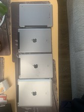 IPad 3 St + Tastatur Logitech      Ungeprüft. Display Kaputt 