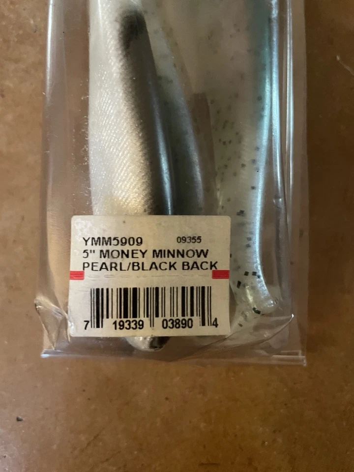 Yum Ymm5909 5" Money Minnow Pearl/Black Back - Image 3 of 3