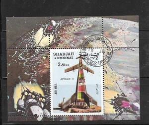 SHARJAH 1972 APOLLO 11 ROCKET CTO XF USED AIR MAIL PICTORIAL SOUVENIR SHEET