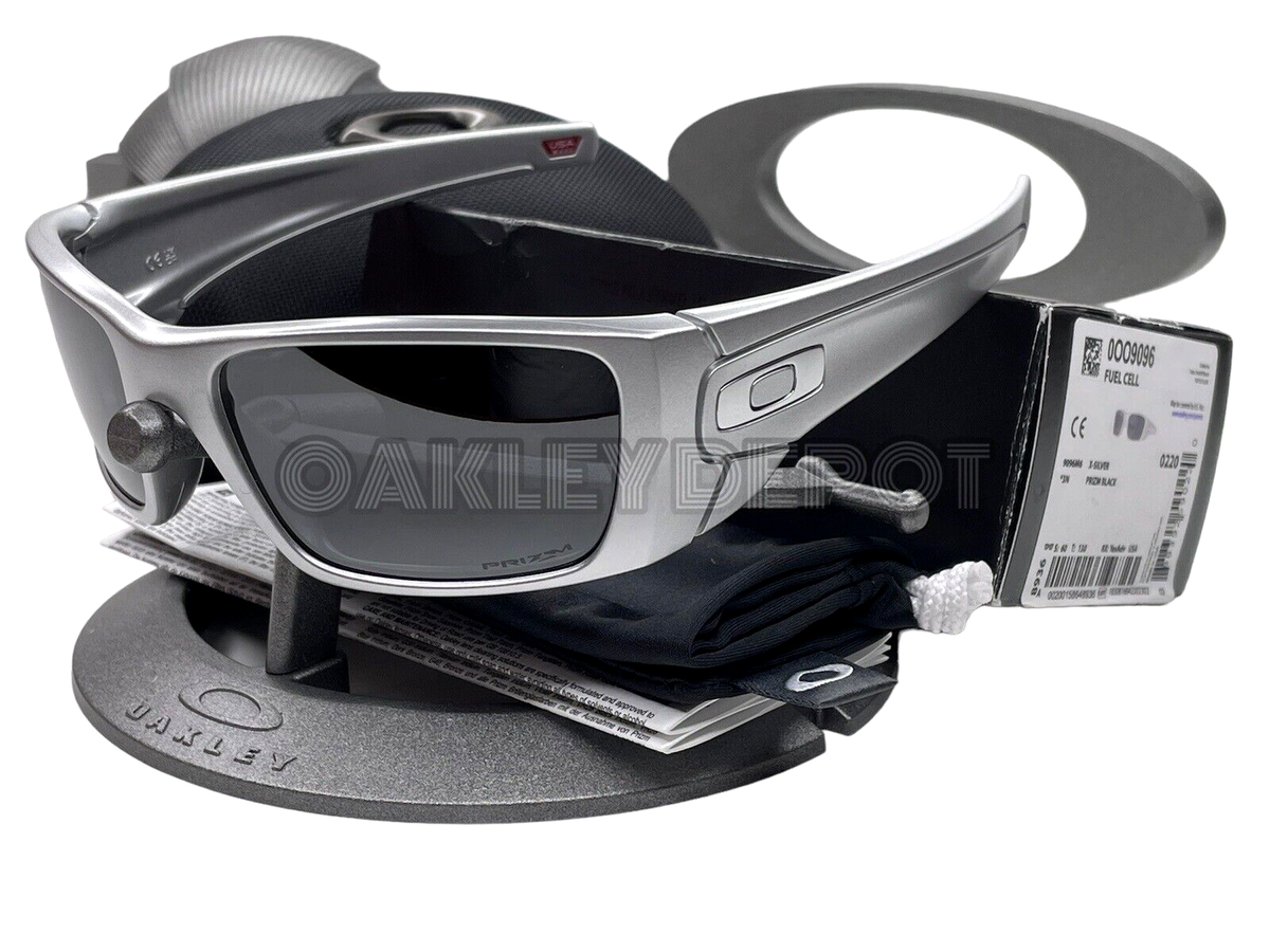 ✓🕶️ OAKLEY FUEL CELL 009096 X-SILVER/PRIZM BLACK SUNGLASSES (99
