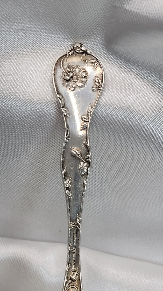 Antique Reed & Barton .925 Sterling Silver Les Cinque Fleurs Spoon