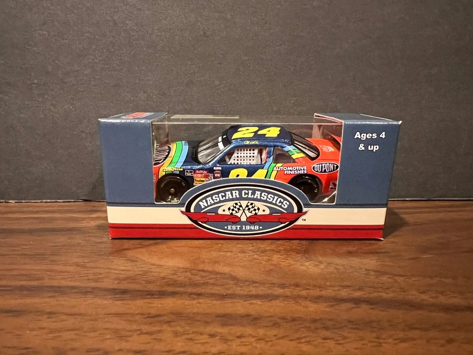 Jeff Gordon 1994 Dupont CHARLOTTE WIN #24 Lumina Hendrick NASCAR 1/64 - Image 2 of 4
