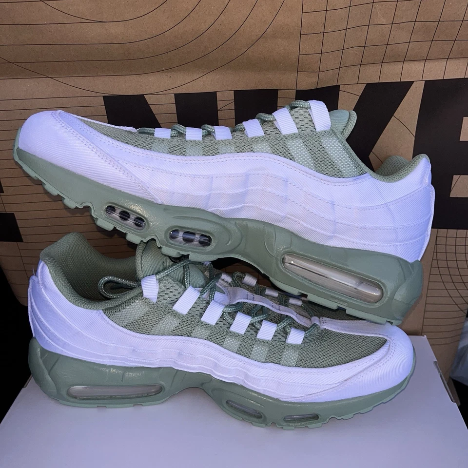 NEW Nike Air Max 95 Nike By You “Honeydew” Green White DM1182-991 Men Size 10.5 - Image 4 of 4
