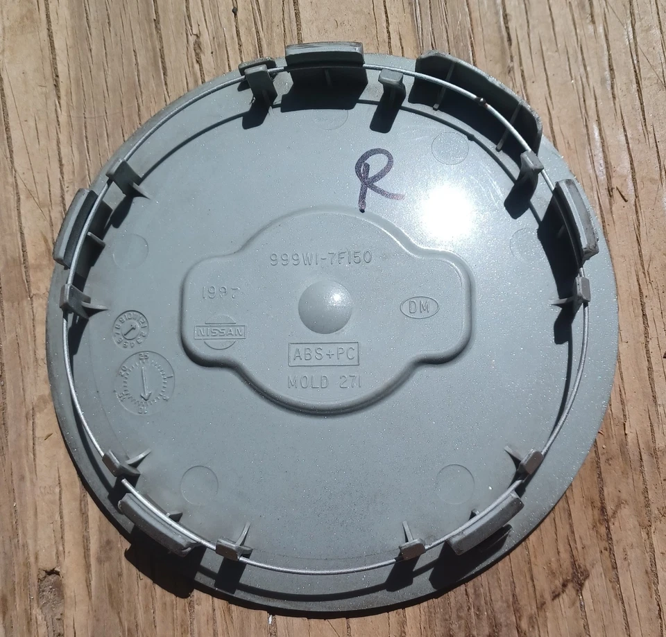 Tapa central Nissan Máxima 2009-2015 número de pieza 999W1 7F150 repintada Foto 3 de 3