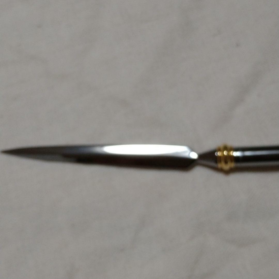 Picture 4 of 6