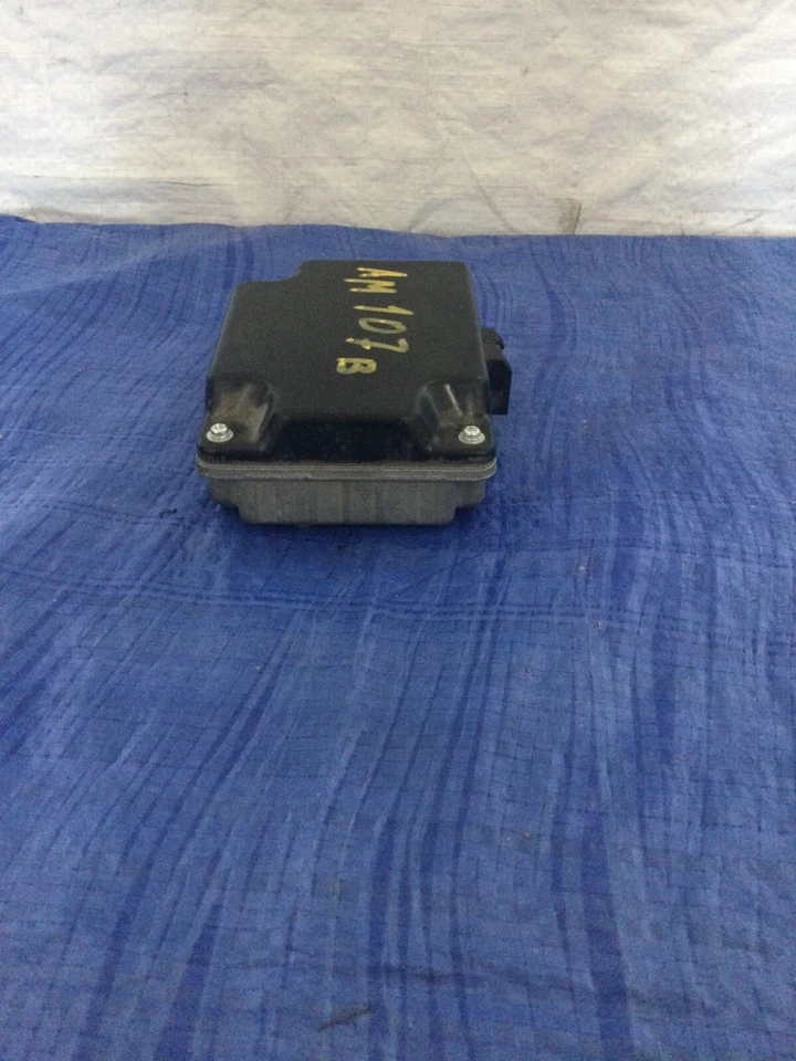 2015 Dodge Journey Power Inverter Converter OEM - Image 3 of 4