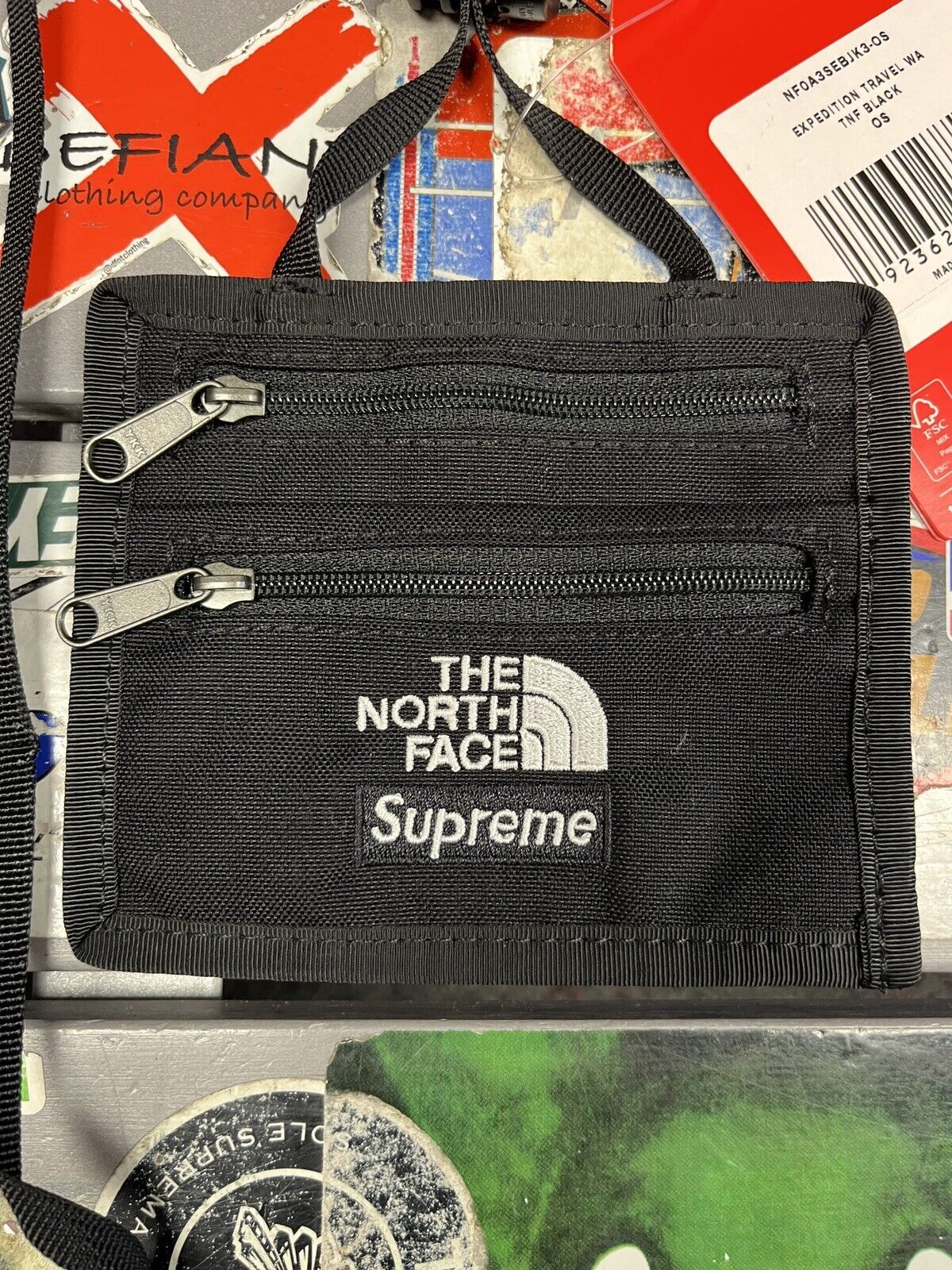 Supreme Wallet 'Black