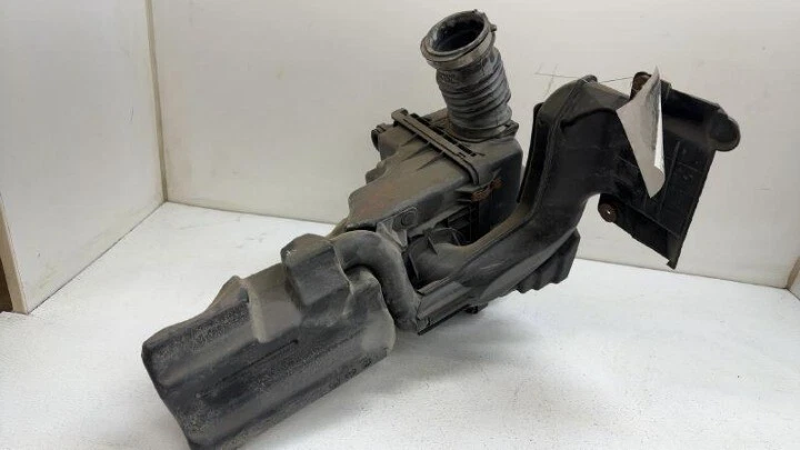 Mazda 3 2014-2018 purificador de aire caja de aire boxer de aire 2,0 L OEM Foto 2 de 4