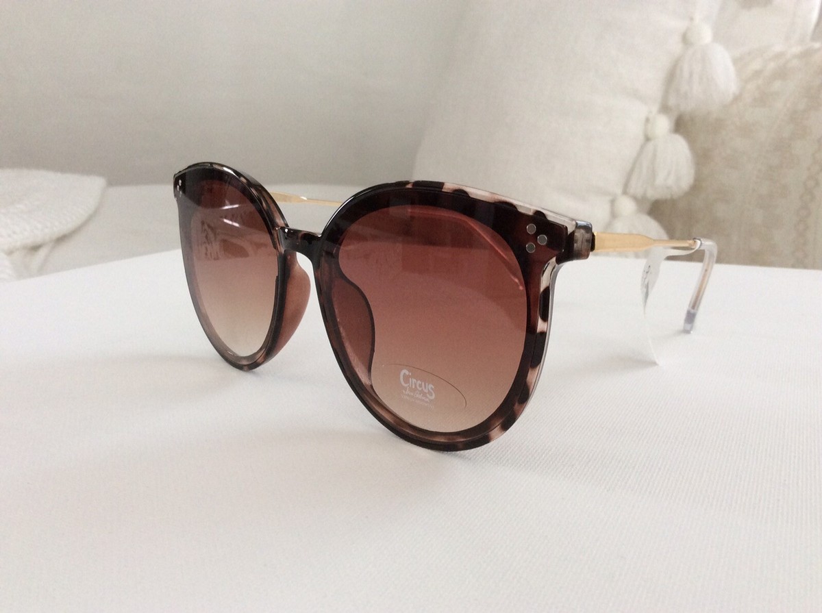 Circus by Sam Edelman Tortoiseshell and Yellow Cat-Eye Sunglasses Amazon.com: Circus by Sam Edelman womens Cc183 Vented Metal  main image 2