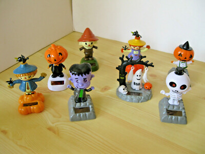 8 Halloween Dancing Moving Figures Solar Powered 4.5'' New Different Fast Ship
