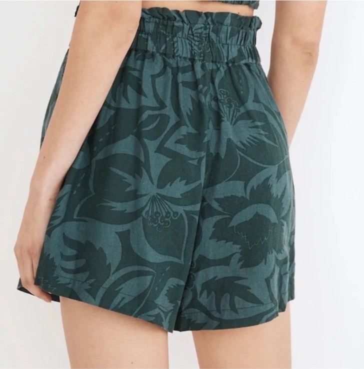 Pantalones Cortos Madewell Medianos Bolsa de Papel Mezcla de Lino en Tropical Floral Verde Pull On Foto 3 de 4
