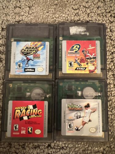 Lot of 4 Game Boy Color Games: Mickey’s Racing Adventure Gettin Air Road Champs - Afbeelding 1 van 6