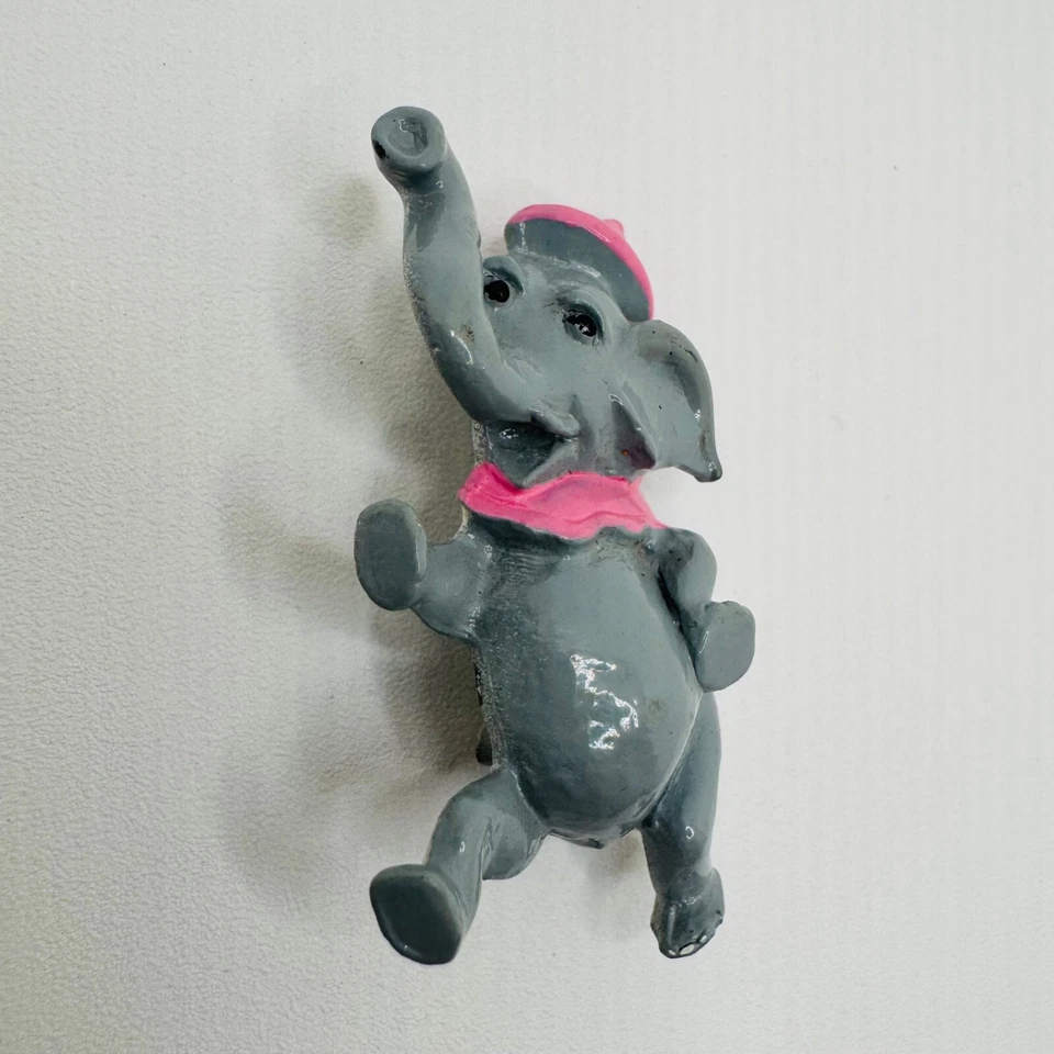 Broche prendedor elefante esmaltado vintage color gris Garry’s Creations Foto 3 de 4