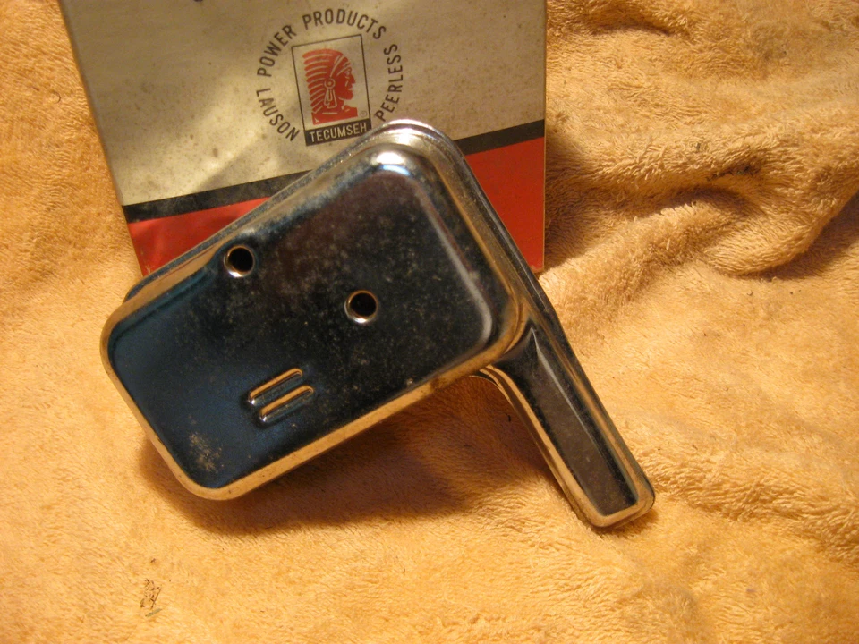 TECUMSEH, MUFFLER, PN/ 33566, ORIGINAL, NOS - Image 4 of 4