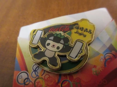 Pin Peking 2008 Olympia Gewichtheben Coca-Cola BEIJING mascot weight lifting - Bild 1 von 3